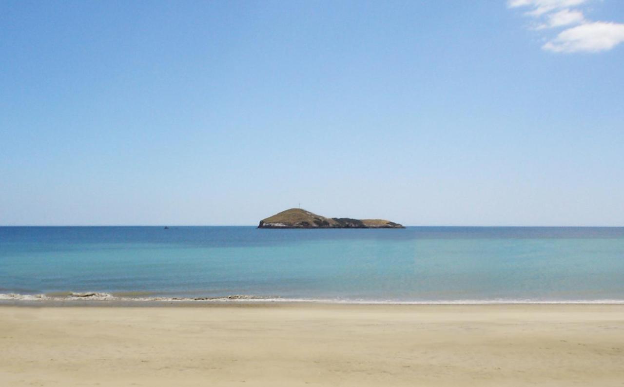 Togo B&B Farallon Playa Blanca  Ngoại thất bức ảnh