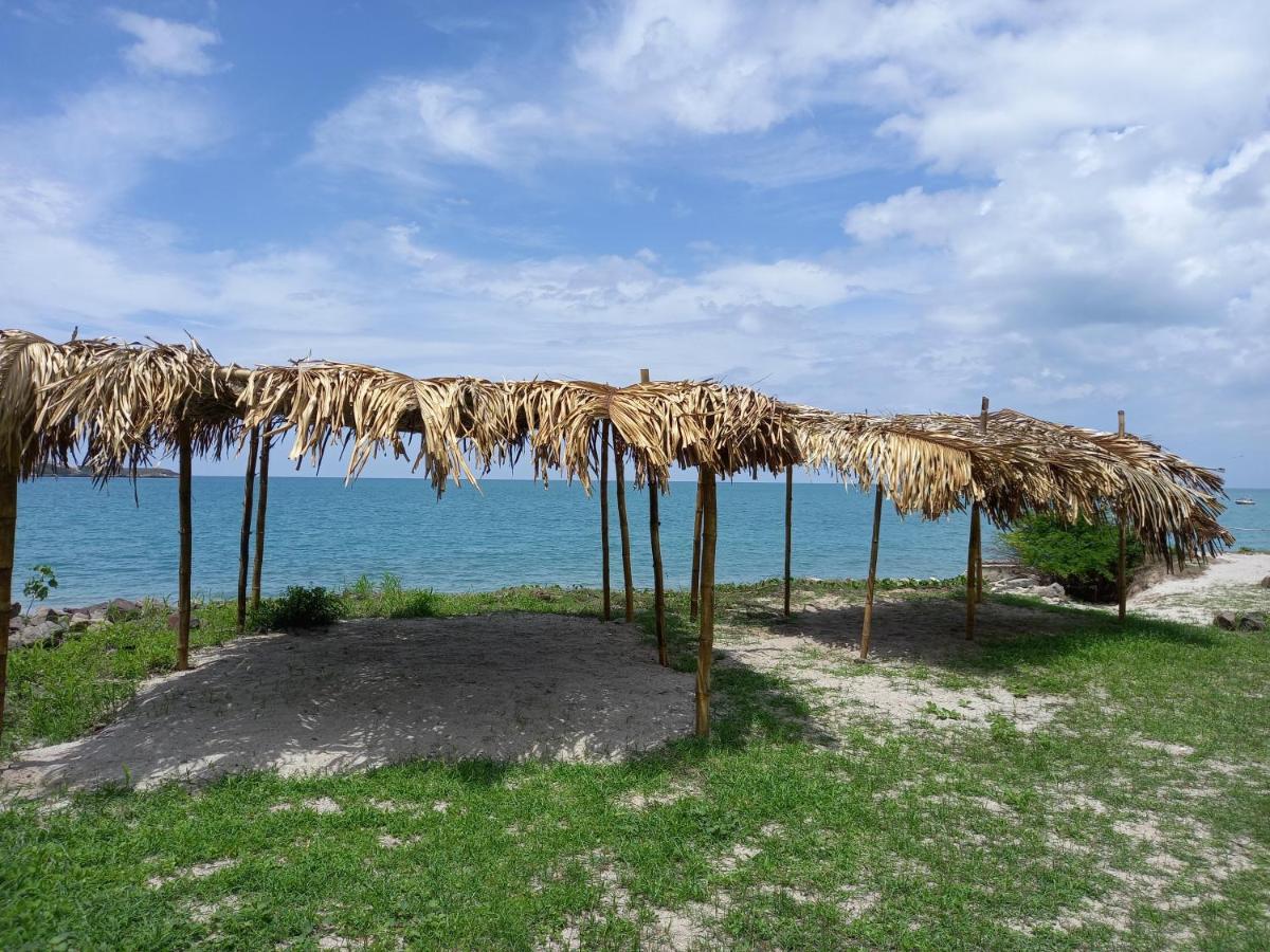 Togo B&B Farallon Playa Blanca  Ngoại thất bức ảnh